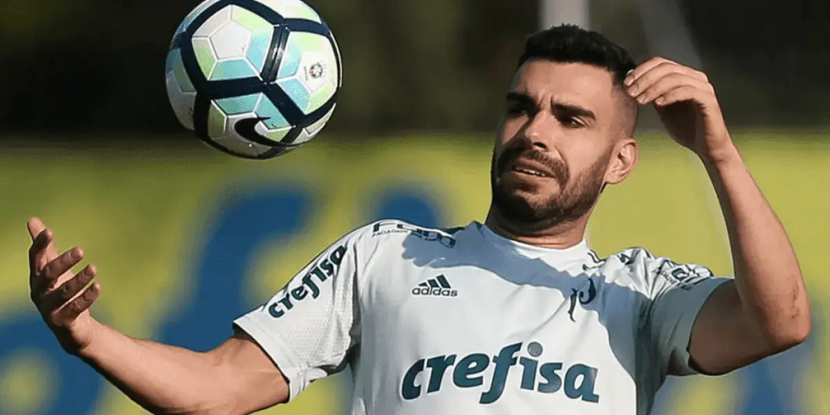 Enquanto começou no corinthians, jogador declara amor ao Palmeiras