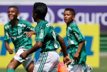 Este ano, o portal GOAL decidiu nomear os 9 jogadores mais promissores nascidos a partir de 2004