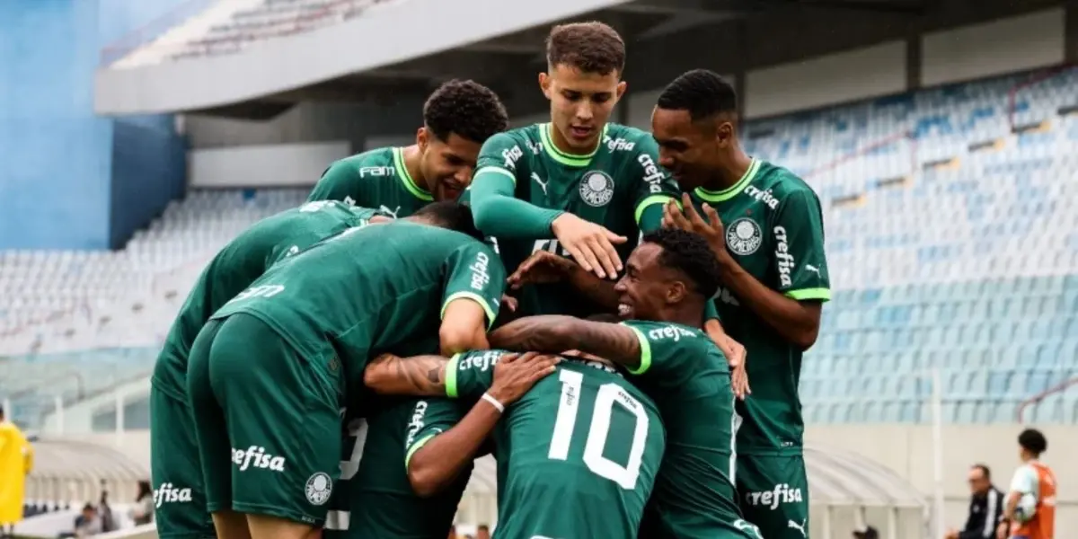 Há um ano, o Palmeiras se via na mesma situação que vive hoje