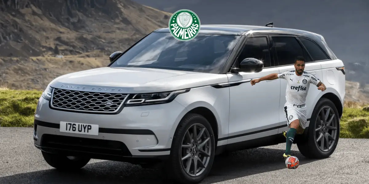 Jogador exibe um carro de luxo