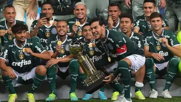 Jogador foi até campeão no Palmeiras