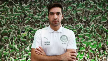 Jogador saiu de campo de maca durante jogo contra o Ituano