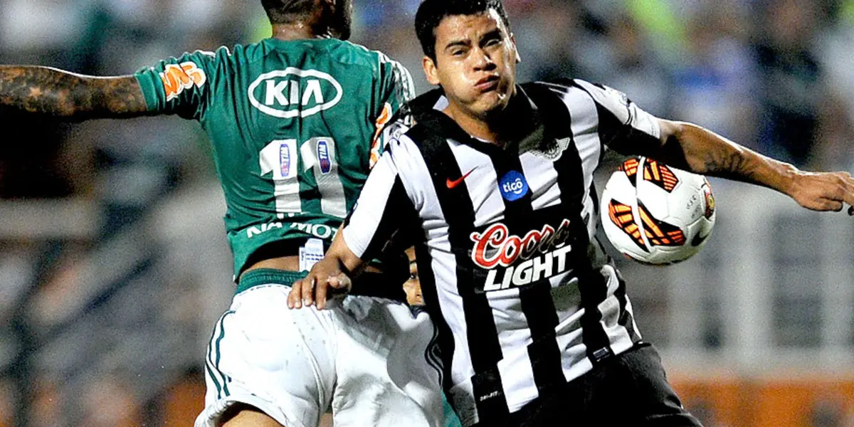 O Palmeiras receberá cerca de 2 milhões de reais por dívida com ex-jogador.