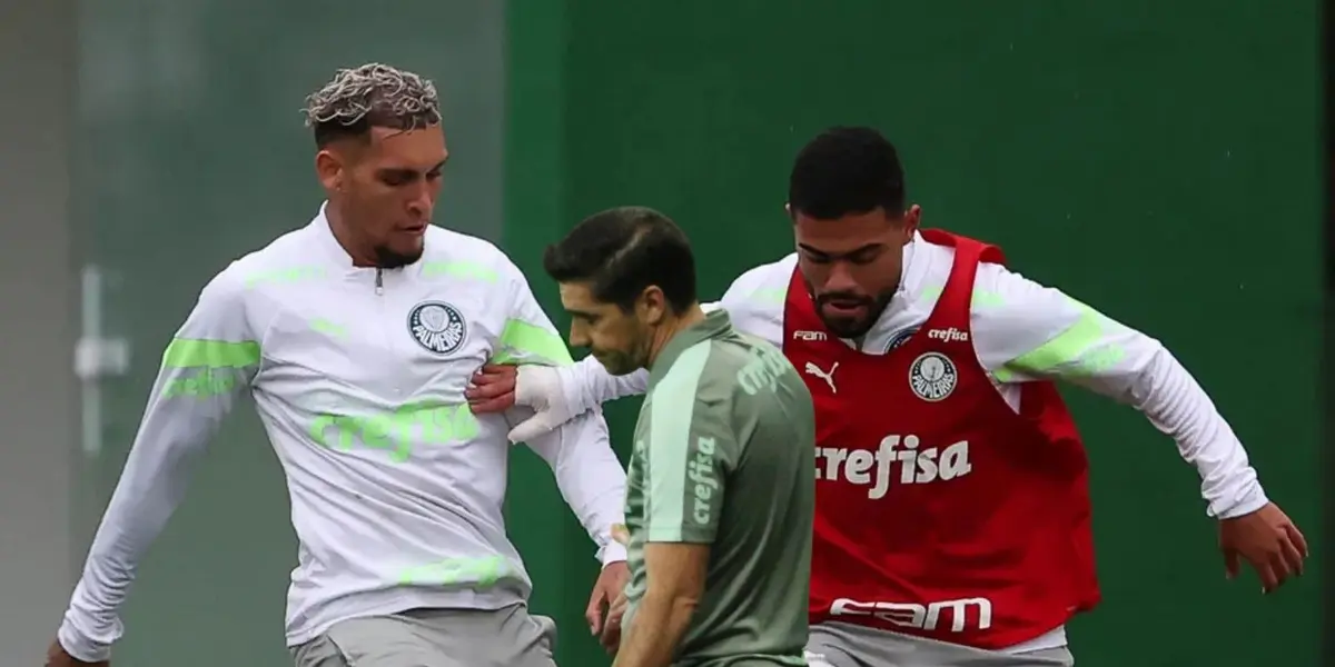 Rafael Navarro foi um dos jogadores que pediram para sair, após se sentirem ameaçados no Palmeiras