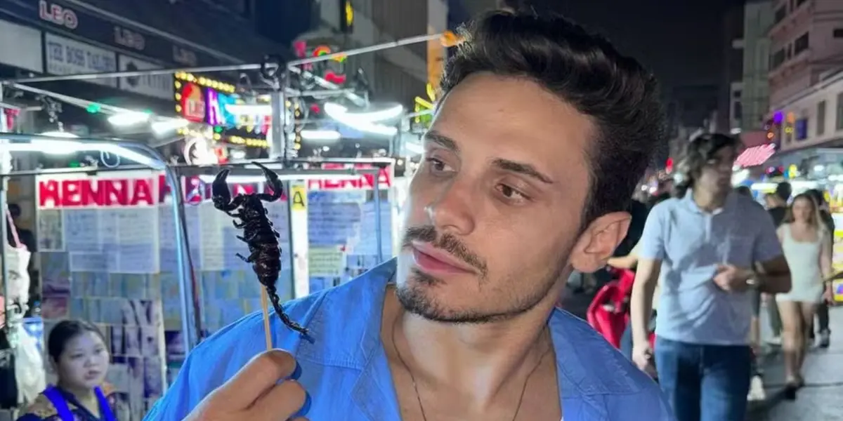 Raphael Veiga tira férias na Tailândia e surpreende com fotos