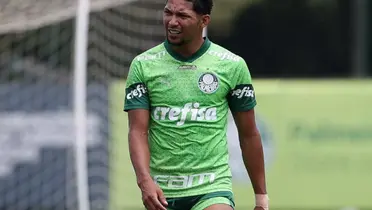 Rony em treino pelo Palmeiras. Foto: Divulgação
