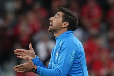 Rony está disponivel para voltar a campo ainda hoje