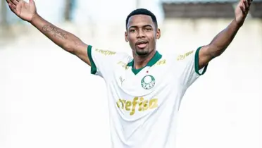 Seria o pupilo de Abel Ferreira o ‘novo Danilo’ do meio-campo palestrino?